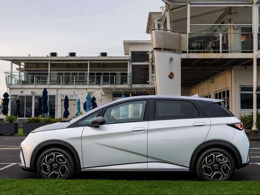 BYD Dolphin hits the European market, export spec car is a larger vehicle – is the Malaysian market next? 1632678