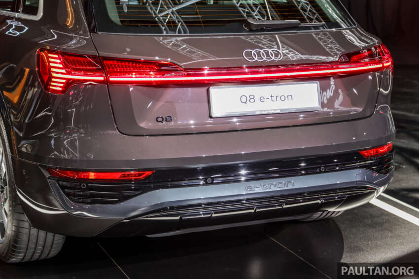Audi Q8 e-tron 2023 dilancarkan di M’sia — jarak EV hingga 487 km, pilihan Sportback; harga dari RM384k 1628089