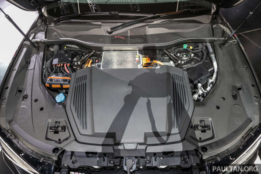 Audi Q8 e-tron 2023 dilancarkan di M’sia — jarak EV hingga 487 km, pilihan Sportback; harga dari RM384k 1628091