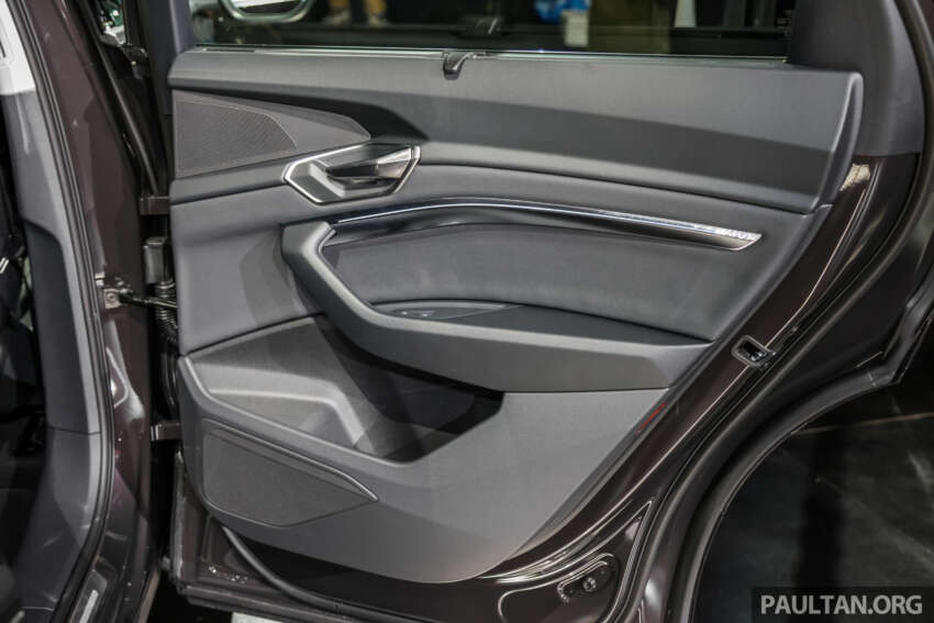 Audi Q8 e-tron 2023 dilancarkan di M’sia — jarak EV hingga 487 km, pilihan Sportback; harga dari RM384k 1628114