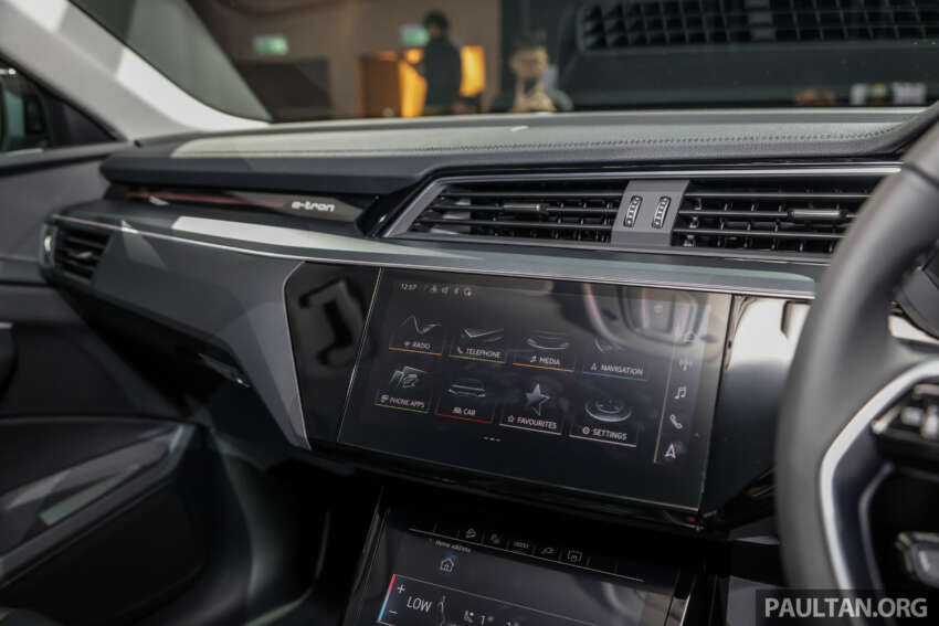 Audi Q8 e-tron 2023 dilancarkan di M’sia — jarak EV hingga 487 km, pilihan Sportback; harga dari RM384k 1628097