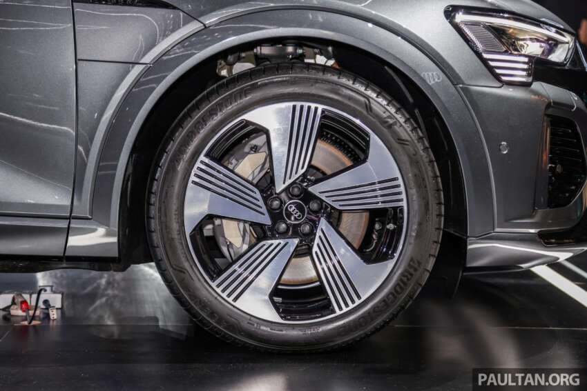 Audi Q8 e-tron 2023 dilancarkan di M’sia — jarak EV hingga 487 km, pilihan Sportback; harga dari RM384k 1628134