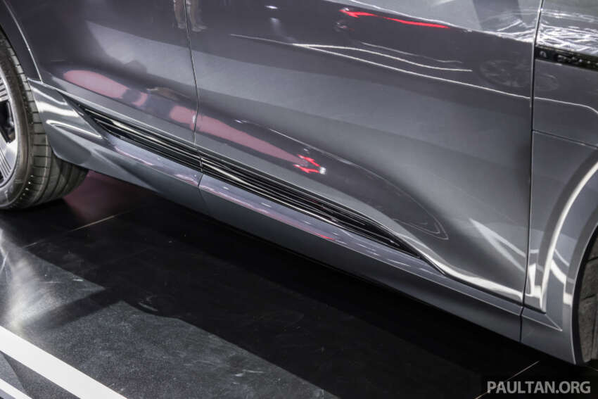 Audi Q8 e-tron 2023 dilancarkan di M’sia — jarak EV hingga 487 km, pilihan Sportback; harga dari RM384k 1628137