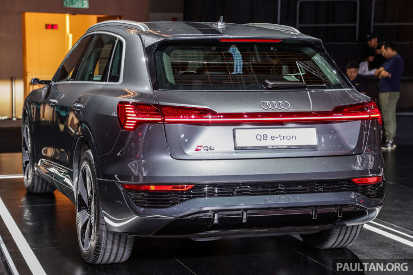 Audi Q8 e-tron 2023 dilancarkan di M’sia — jarak EV hingga 487 km, pilihan Sportback; harga dari RM384k 1628128