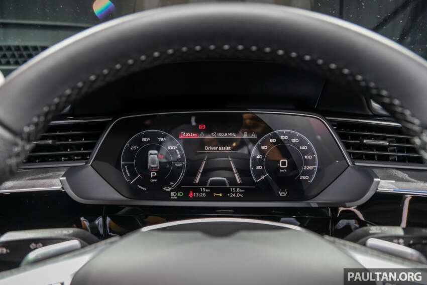 Audi Q8 e-tron 2023 dilancarkan di M’sia — jarak EV hingga 487 km, pilihan Sportback; harga dari RM384k 1628149