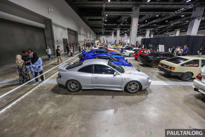 <em>Initial D</em> replica cars on display at Tokyo Auto Salon Kuala Lumpur 2023 – Panda Trueno, RedSuns RX-7s 1624299