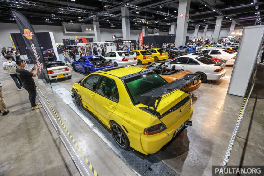 <em>Initial D</em> replica cars on display at Tokyo Auto Salon Kuala Lumpur 2023 – Panda Trueno, RedSuns RX-7s 1624311