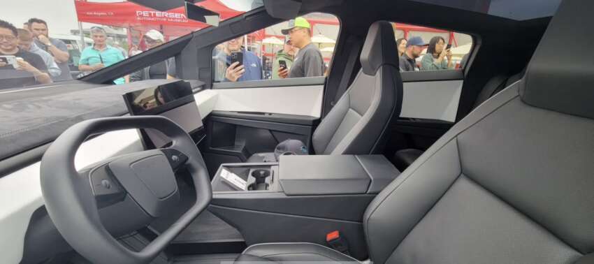 Tesla Cybertruck shows off its interior at US car meet – production EV pick-up truck to be launched soon? 1633058