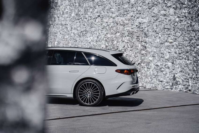2023 Mercedes-Benz E-Class Estate – new S214 offers more boot space, interior room; mild hybrid & PHEV 1629889