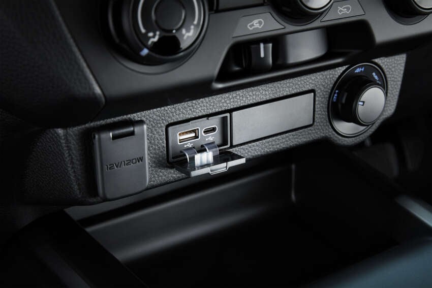 2023 Isuzu D-Max 1.9L Standard launched in Malaysia – new reverse camera, 7-inch touchscreen; fr RM106k 1635442