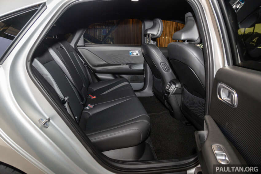Hyundai Ioniq 6 dilancarkan di Malaysia – RM289,888-RM319,888, hingga 320 PS/605 Nm, jarak gerak 614 km 1643937
