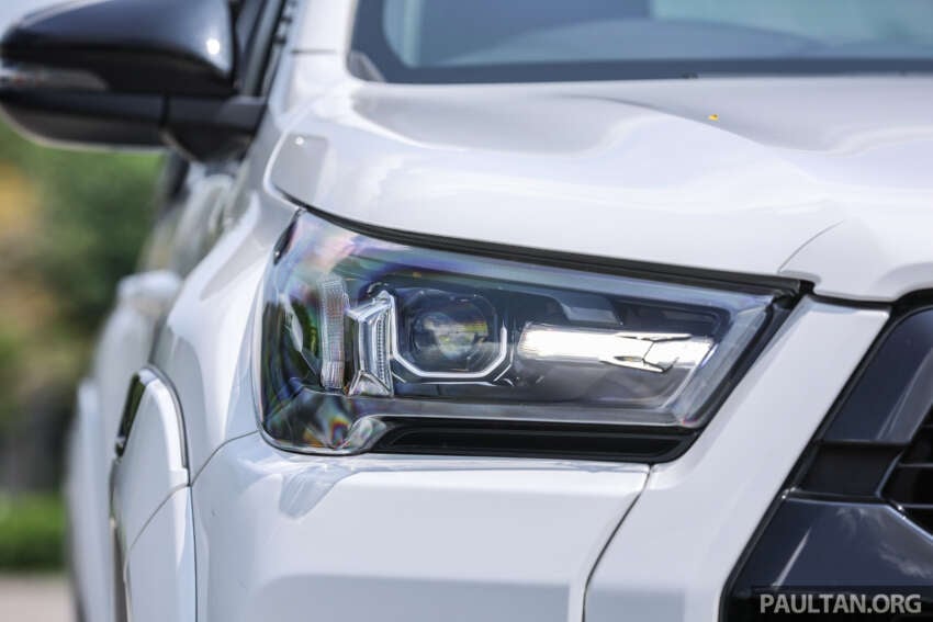 2023 Toyota Hilux GR Sport in Malaysia – sporty pick-up truck with bodykit, monotube dampers; fr RM169k 1658421