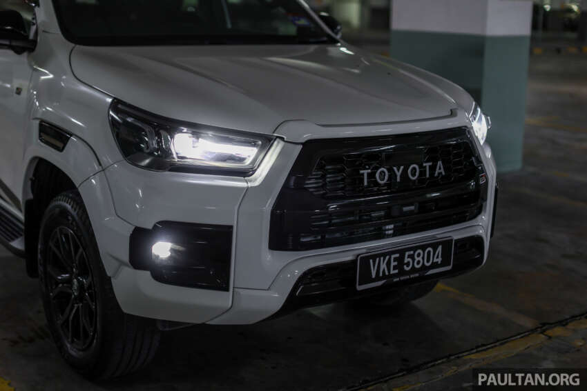 2023 Toyota Hilux GR Sport in Malaysia – sporty pick-up truck with bodykit, monotube dampers; fr RM169k 1658459