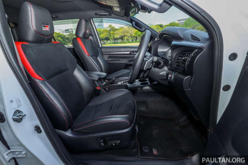 2023 Toyota Hilux GR Sport in Malaysia – sporty pick-up truck with bodykit, monotube dampers; fr RM169k 1658522