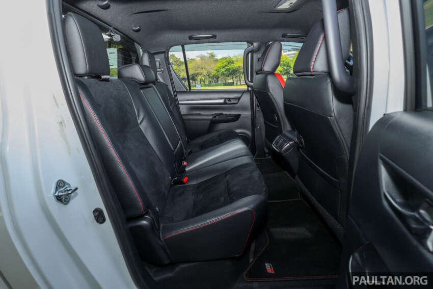 2023 Toyota Hilux GR Sport in Malaysia – sporty pick-up truck with bodykit, monotube dampers; fr RM169k 1658532