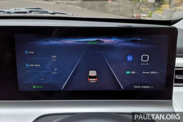 2023 Wuling Air EV review – not allowed in Malaysia; are we truly missing out on a viable Myvi-priced EV?