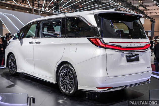 GIIAS 2023: Lexus LM 350h previewed – 2.5L hybrid with 250 PS; four-seat config with 48-inch rear display