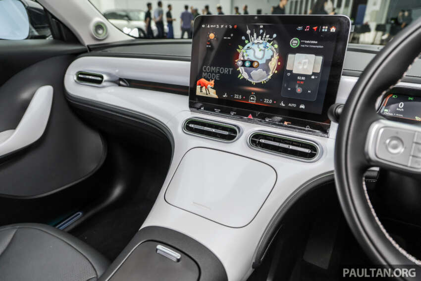 smart #1 EV’s Malaysian spec interior revealed – 13-speaker Beats audio, localised UI with charger location 1650876