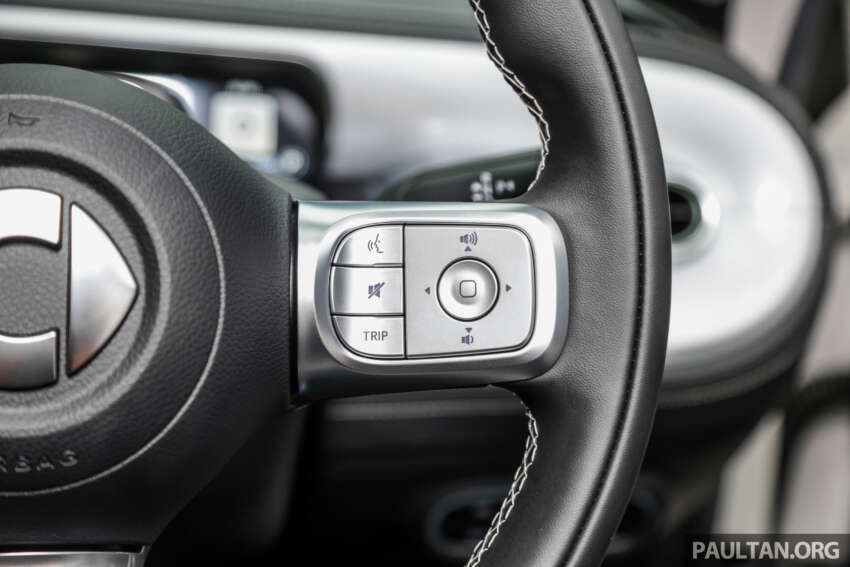 smart #1 EV’s Malaysian spec interior revealed – 13-speaker Beats audio, localised UI with charger location 1650872