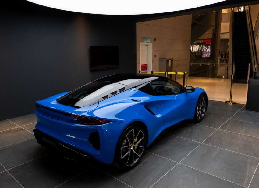Lotus Emira i4 First Edition sudah boleh ditempah di M’sia – enjin Mercedes-AMG 2.0L Turbo, RM998,800! 1658881