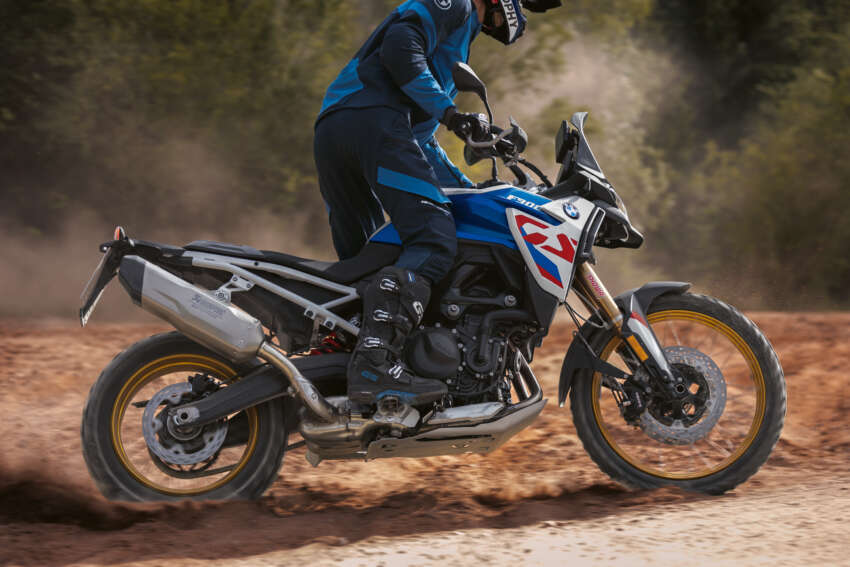 BMW Motorrad introduces 2024 F900 GS, F900 GS Adventure and F800 GS – less weight, more fun 1665881