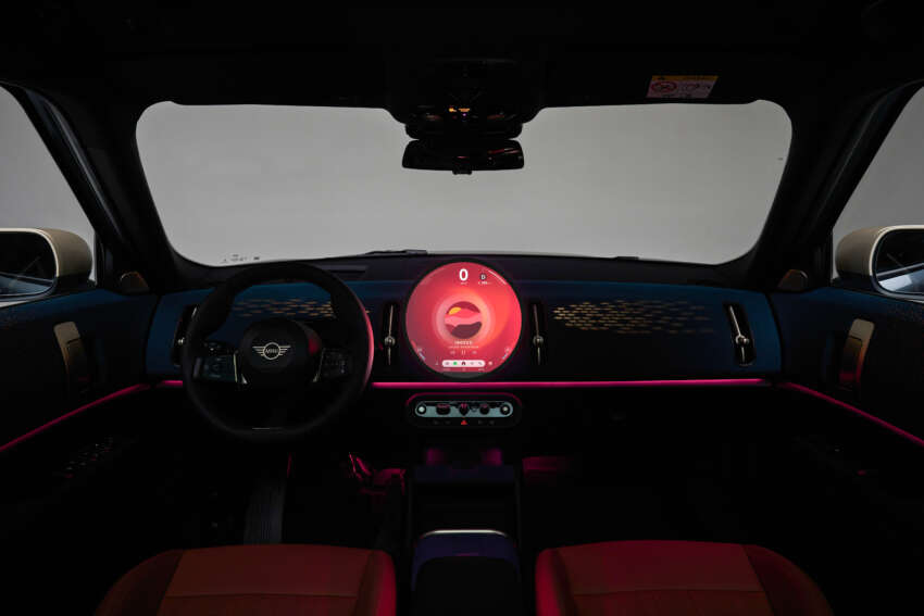 2024 MINI Countryman Electric debuts – single- and dual-motor EV powertrains; up to 313 hp, 462 km range 1662739
