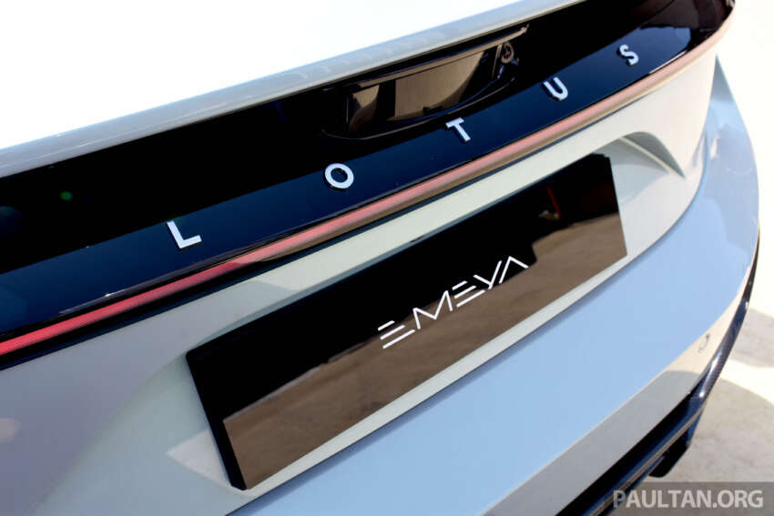 Lotus Emeya didedahkan – sedan hyper GT EV AWD dengan kuasa sehingga 905 hp, 0-100 km 2.78 saat! 1665778