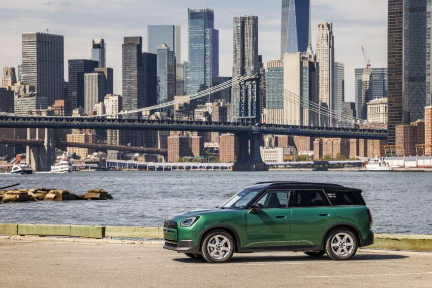 2024 MINI Countryman Electric debuts – single- and dual-motor EV powertrains; up to 313 hp, 462 km range 1670793
