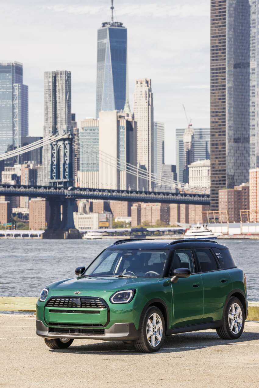 2024 MINI Countryman Electric debuts – single- and dual-motor EV powertrains; up to 313 hp, 462 km range 1670722