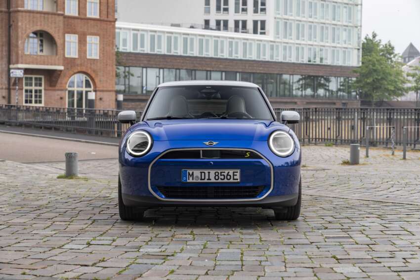 2024 MINI Cooper Electric debuts – simpler design for 5th gen; E, SE variants; up to 218 PS, 402 km EV range 1680687