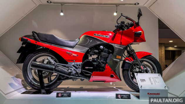 2024 Kawasaki Ninja ZX-10R and ZX-4RR 40th Anniversary Editions seen at the Japan Mobility Show