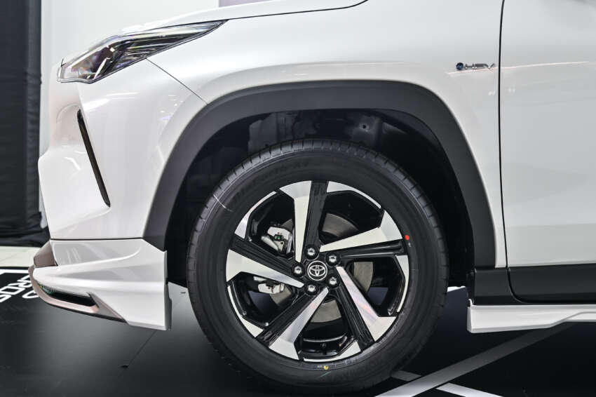 Toyota Yaris Cross kini di Thailand – hanya hibrid 1.5L, bermula RM101k; Perodua D66B di M’sia tak lama lagi? 1679441