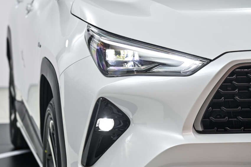 Toyota Yaris Cross kini di Thailand – hanya hibrid 1.5L, bermula RM101k; Perodua D66B di M’sia tak lama lagi? 1679425