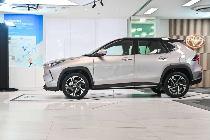 Toyota Yaris Cross kini di Thailand – hanya hibrid 1.5L, bermula RM101k; Perodua D66B di M’sia tak lama lagi? 1679095