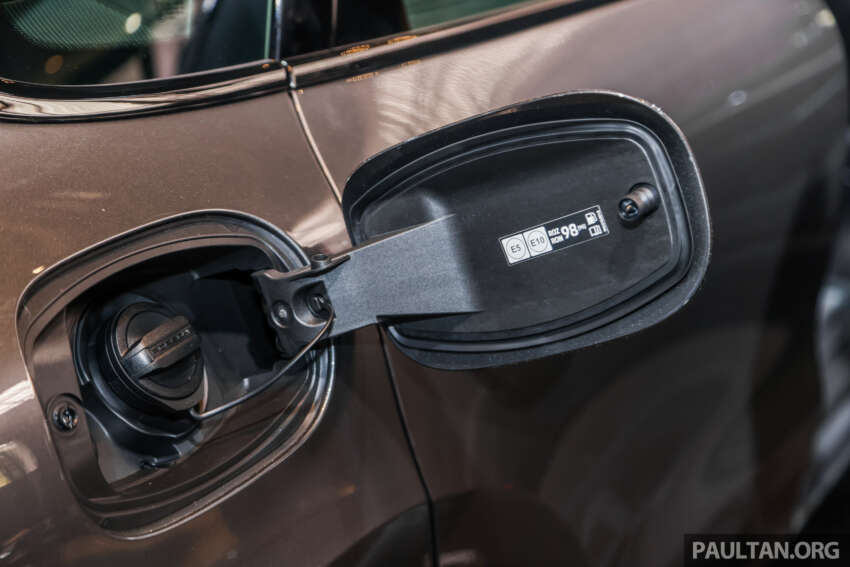 2024 Porsche Cayenne E3 facelift CKD launched in Malaysia; more power, new look inside/out; RM600k 1676036