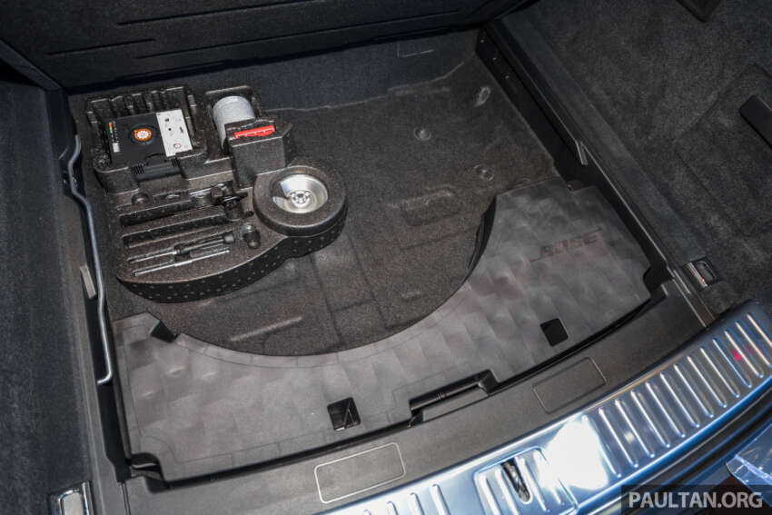 2024 Porsche Cayenne E3 facelift CKD launched in Malaysia; more power, new look inside/out; RM600k 1676150