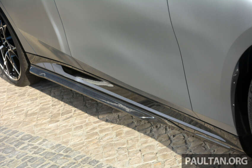 2024 BMW 5 Series G60 with M Performance Parts – live pics of carbon bodykit, 21′ cross-spoke wheels 1674450
