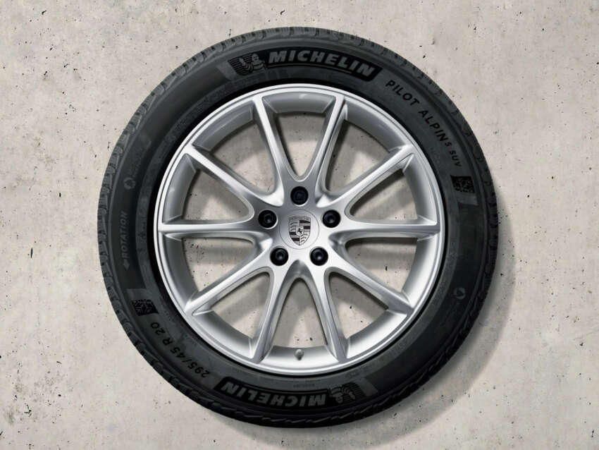 2024 Porsche Cayenne E3 facelift CKD launched in Malaysia; more power, new look inside/out; RM600k 1675768