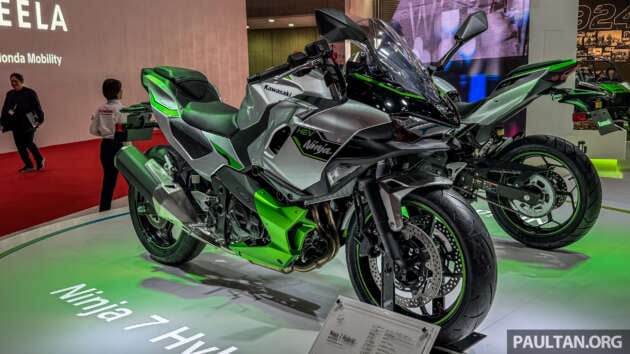 2024 Kawasaki Ninja 7 Hybrid at Japan Mobility Show