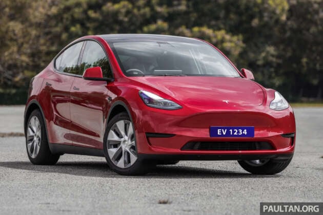Transport ministry finalising vendor for EV-specific number plates, to be made mandatory in future