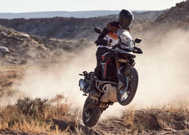 2024 Triumph Tiger 900 adventure-tourers upgraded