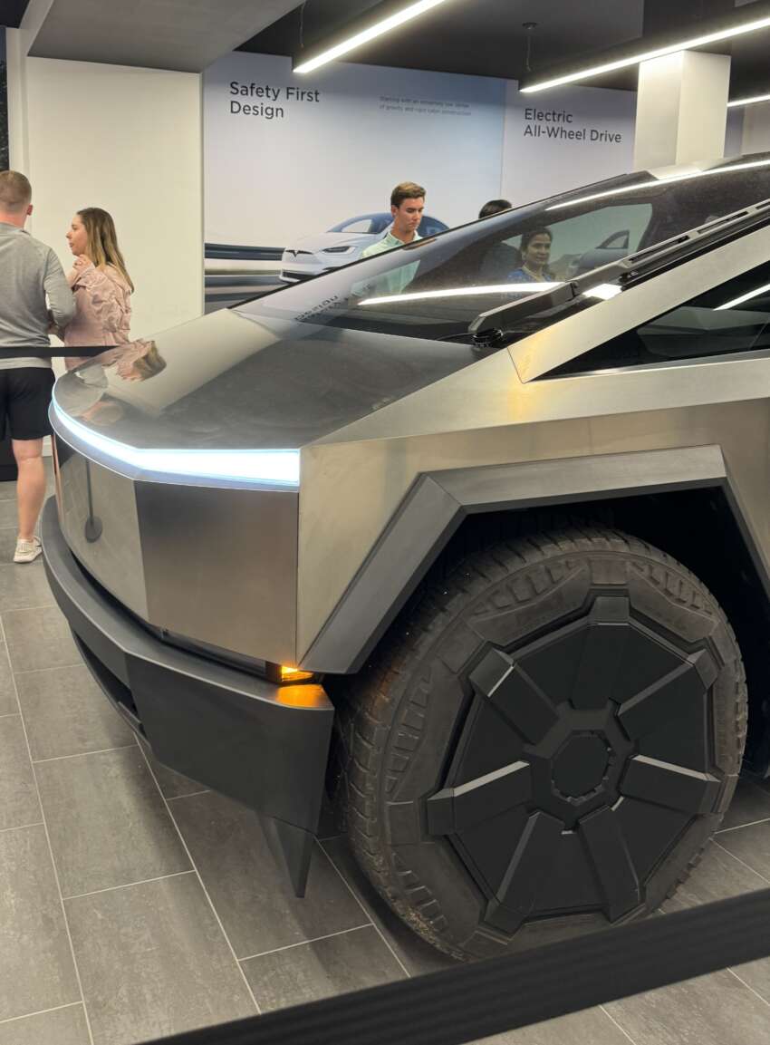 Tesla Cybertruck hits showrooms ahead of launch 1700429