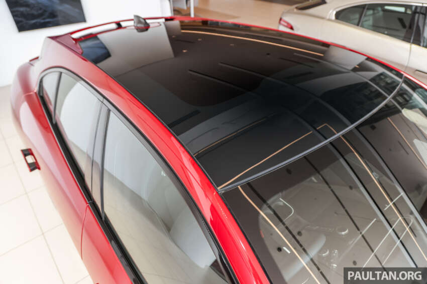 2023 Jaguar I-Pace EV – with RM12k Stealth Pack 1709278