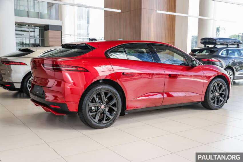 2023 Jaguar I-Pace EV – with RM12k Stealth Pack 1709263