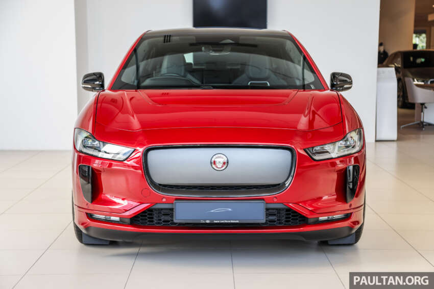 2023 Jaguar I-Pace EV – with RM12k Stealth Pack 1709265