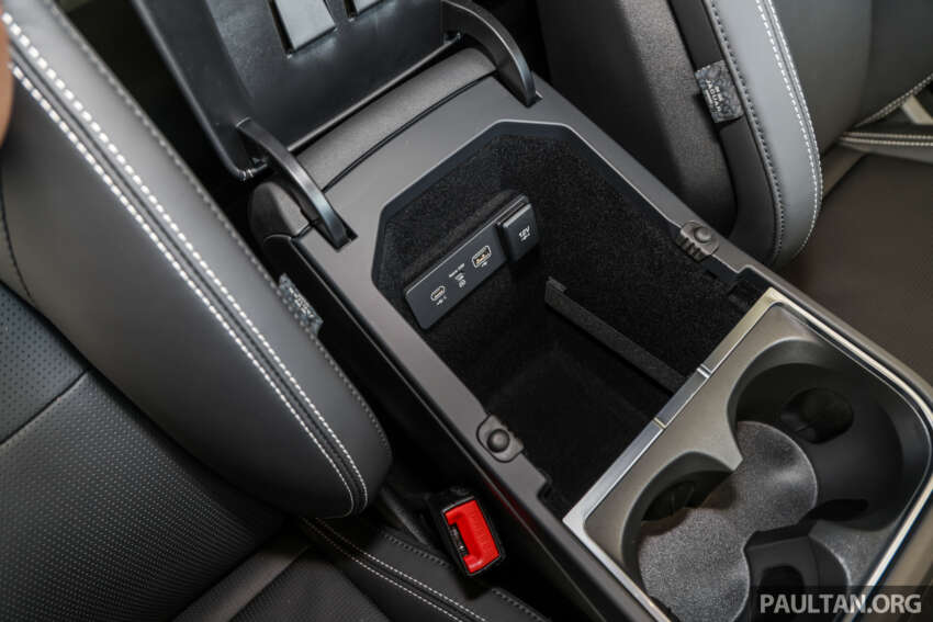 2023 Jaguar I-Pace EV – with RM12k Stealth Pack 1709355