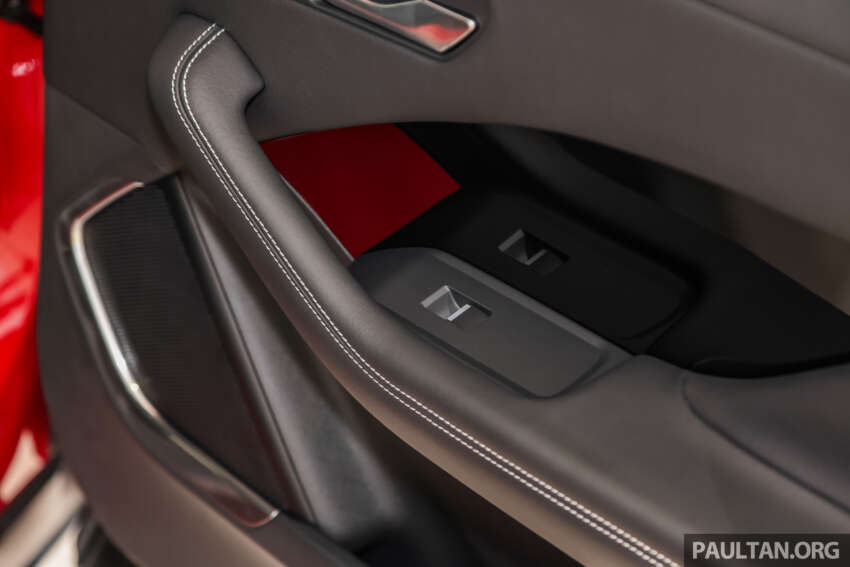 2023 Jaguar I-Pace EV – with RM12k Stealth Pack 1709377