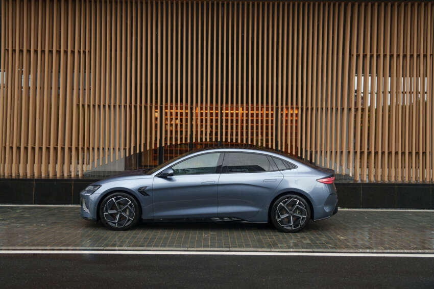 REVIEW: 2024 BYD Seal Performance AWD EV tested 1707459