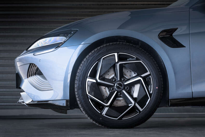 REVIEW: 2024 BYD Seal Performance AWD EV tested 1707442