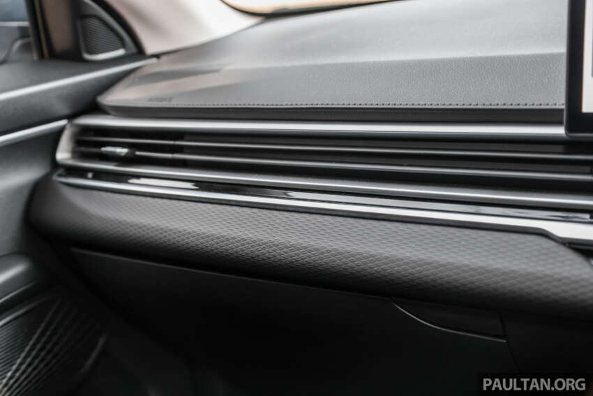 Proton S70 Malaysian review – C-segment sedan at B-segment pricing; should the City/Vios be worried? 1724989